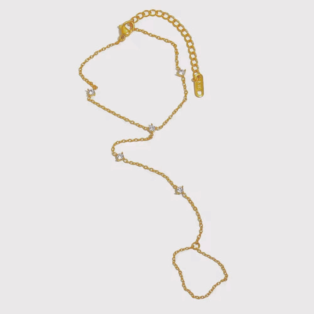 Anisa Handchain